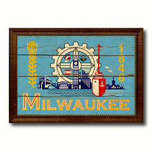Load image into Gallery viewer, Milwaukee City Wisconsin State Vintage Flag Canvas Print Brown Picture Frame