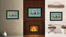 Load image into Gallery viewer, Milwaukee City Wisconsin State Vintage Flag Canvas Print Black Picture Frame
