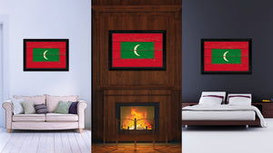 Maldives Country Flag Vintage Canvas Print with Black Picture Frame Home Decor Gifts Wall Art Decoration Artwork